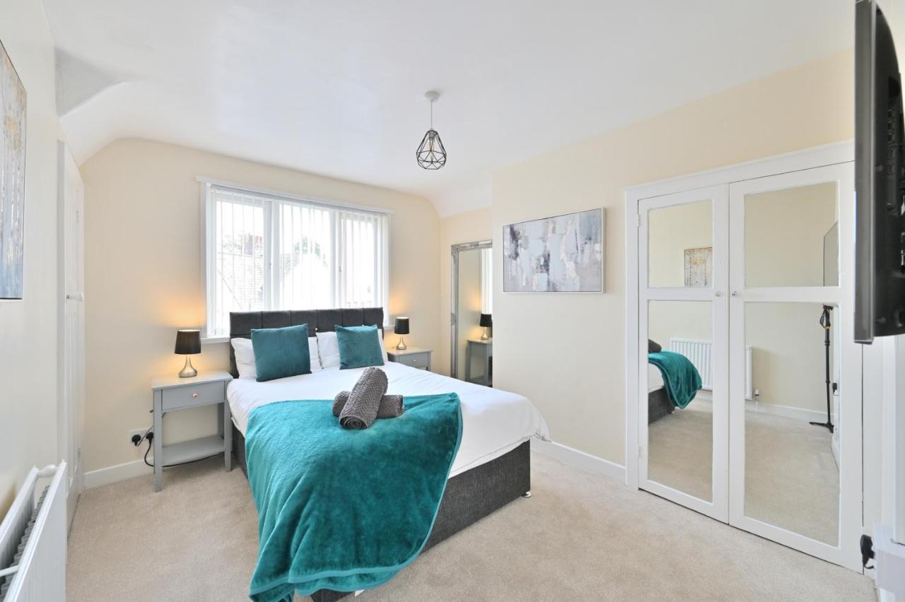 Sleek And Stylish 3 Bed In Bolton - Garden - Parkingヴィラ エクステリア 写真